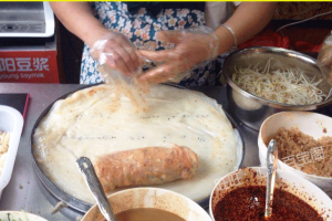 卷凉皮技术配方教程正宗濮阳裹凉皮调料辣椒油制作技术教程商用