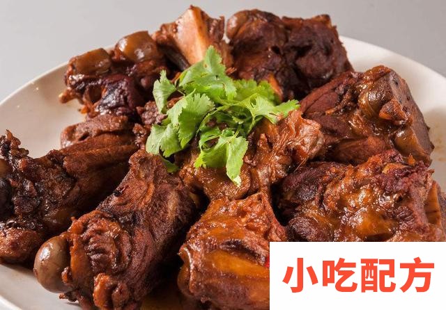 赤酱大骨，东北酱大骨的正宗做法和配料插图