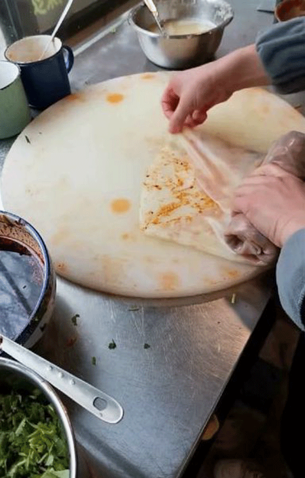 卷凉皮技术配方教程正宗濮阳裹凉皮调料辣椒油制作技术教程商用插图4