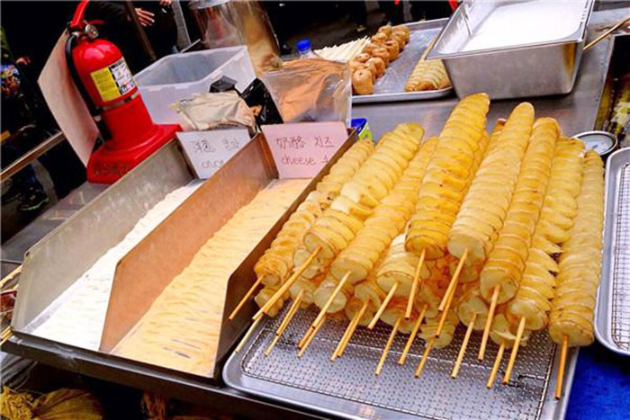 脆皮炸玉米技术配方教程裹粉油炸薯塔炸香蕉摆摊小吃技术教程商用插图4