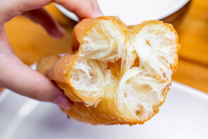 早餐无矾油条技术配方教程炸香酥大油条技术全套制作技术教程商用插图4